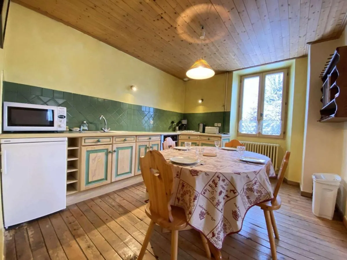 Appartement Cosy A Praz-Sur-Arly, Proche Pistes De Ski, Centre, Parking, 2 Etoiles, Pour 4 Pers. - Fr-1-603-6