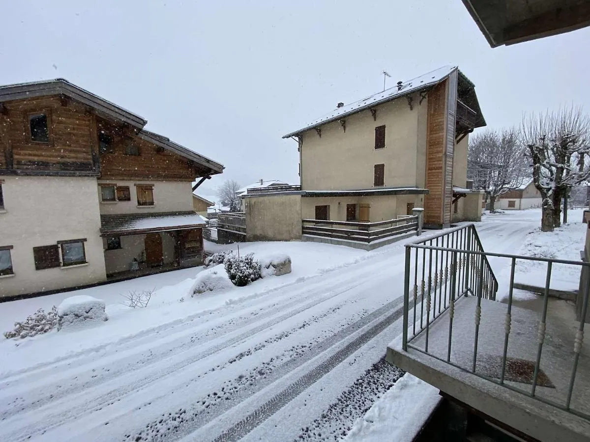 Appartement Cosy A Praz-Sur-Arly, Proche Pistes De Ski, Centre, Parking, 2 Etoiles, Pour 4 Pers. - Fr-1-603-6 0*, Praz-sur-Arly France